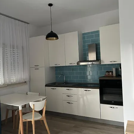 Apartment Perla Aralds Durres